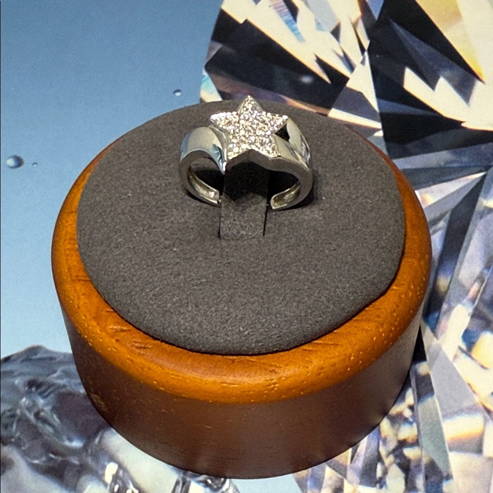 Star diamond ring 18k gold - Picture 2 of 13
